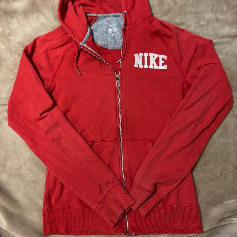 RED NIKE JACKET